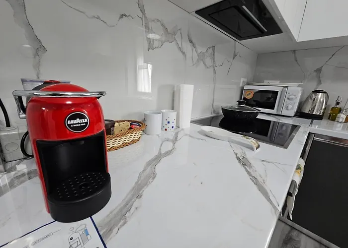 Comfort Lägenhet Tirana